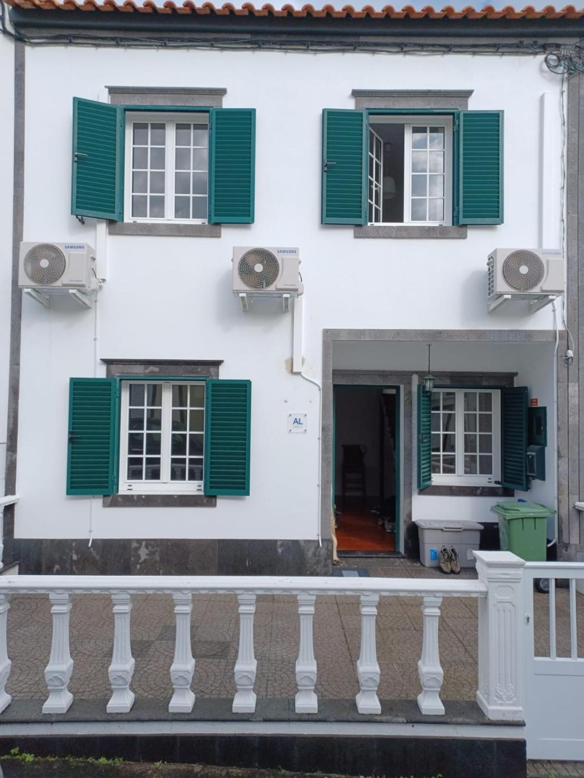 Espirito Azul Guest House - Rooms To Rent, 2 Minutes Walking From The Beach, Marina And Our Dive Center Vila Franca do Campo Εξωτερικό φωτογραφία
